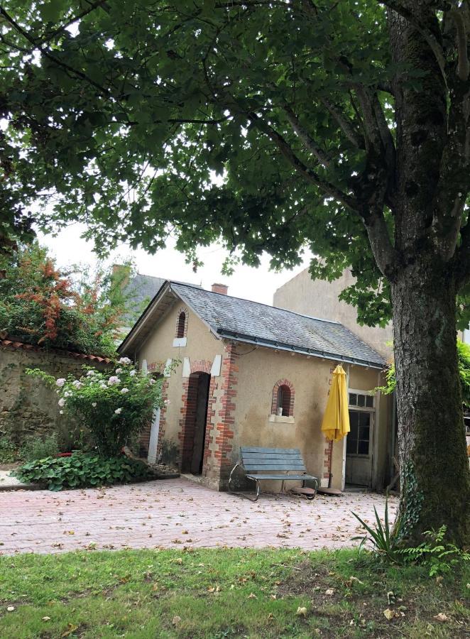 Gite De L'Atelier Herminois Lägenhet Sainte-Hermine Exteriör bild